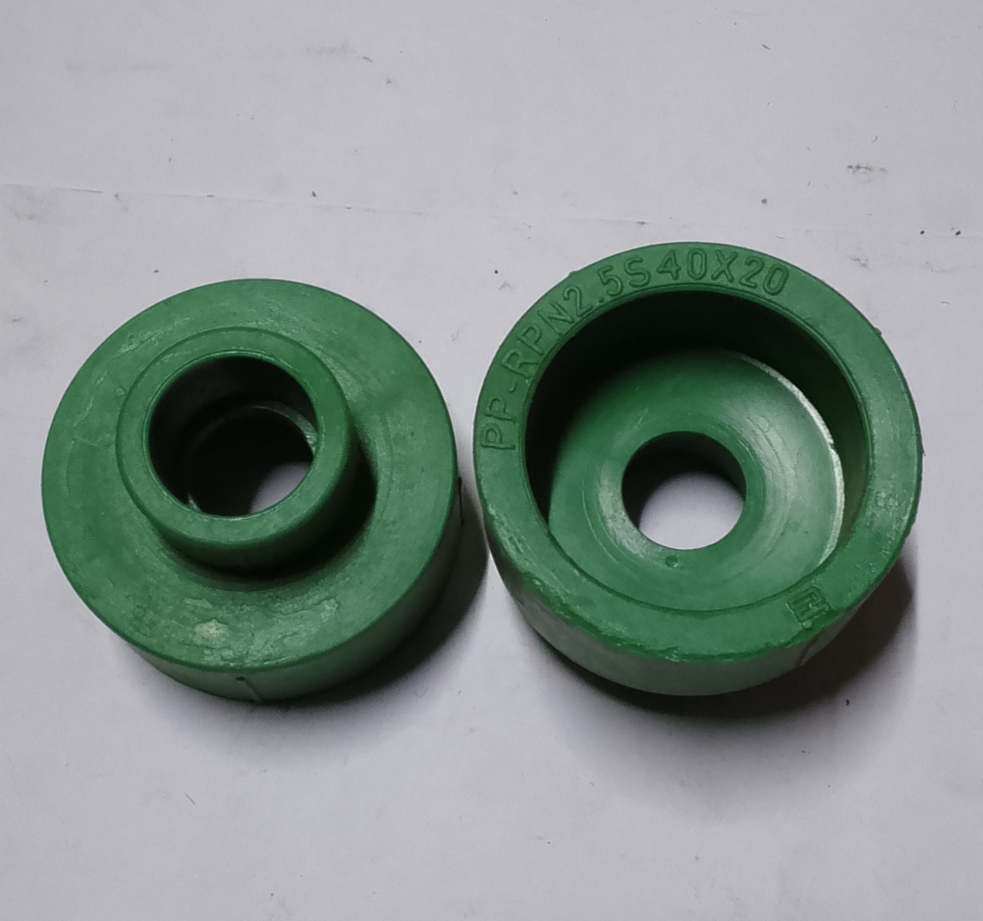 PPR REDUCING SOCKET 40*20